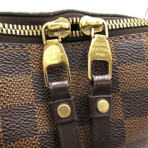 south bank besace shoulder bag.